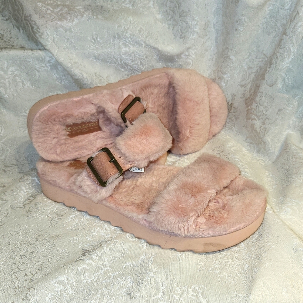 KOOLABURRA pink sandles/slippers